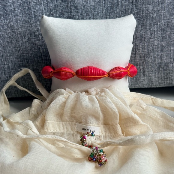 Chan Luu Beaded Bracelet Vibrant Chunky Beads Pull Tie Colorful Pink Red - Picture 8 of 10